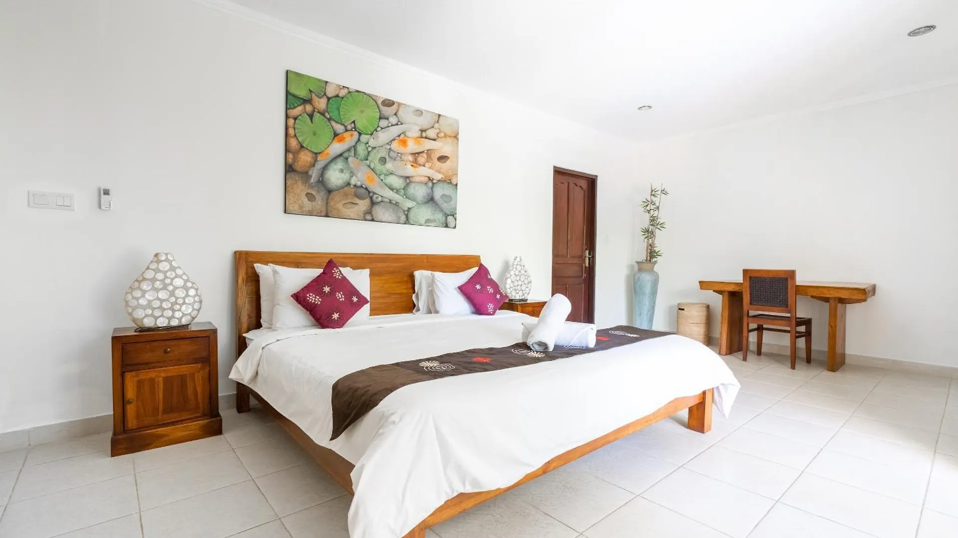 9 Bedroom Villa Vista Seminyak Indonesien