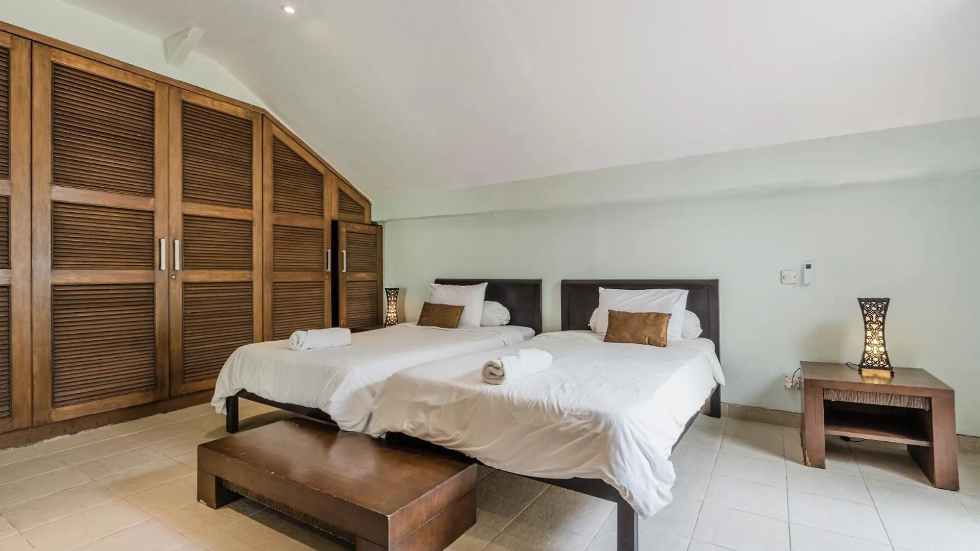 9 Bedroom Villa Vista Seminyak