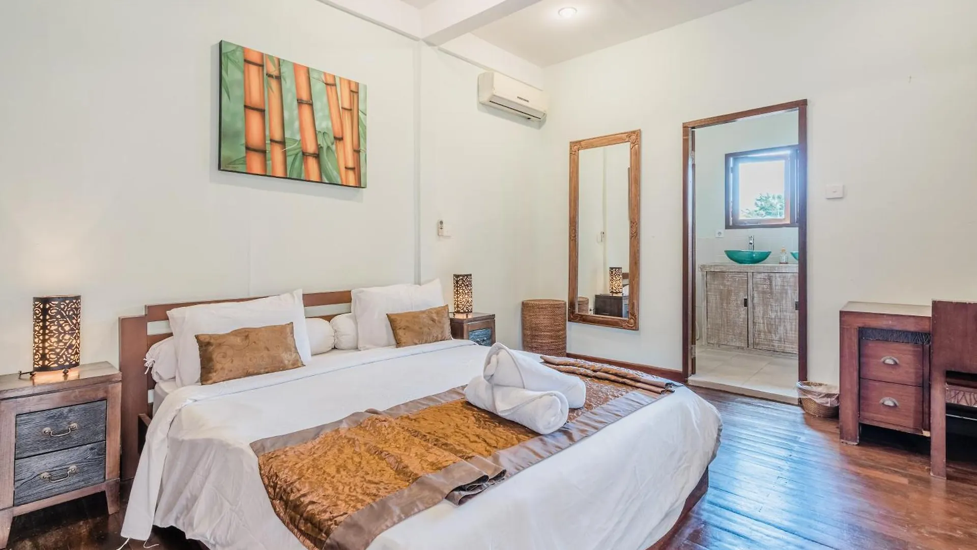 9 Bedroom Villa Vista Seminyak